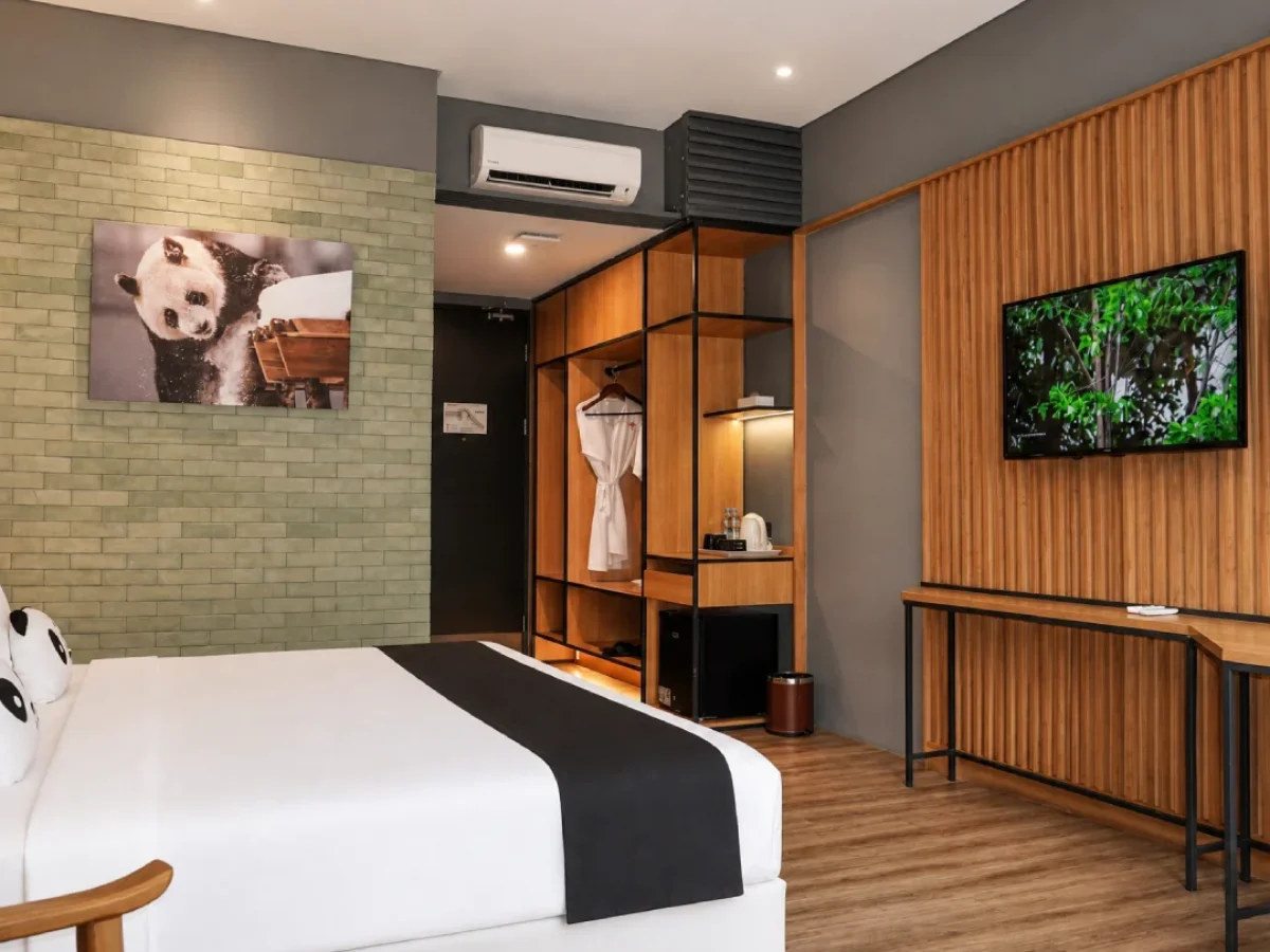 Royal Safari Garden - Panda Hotel