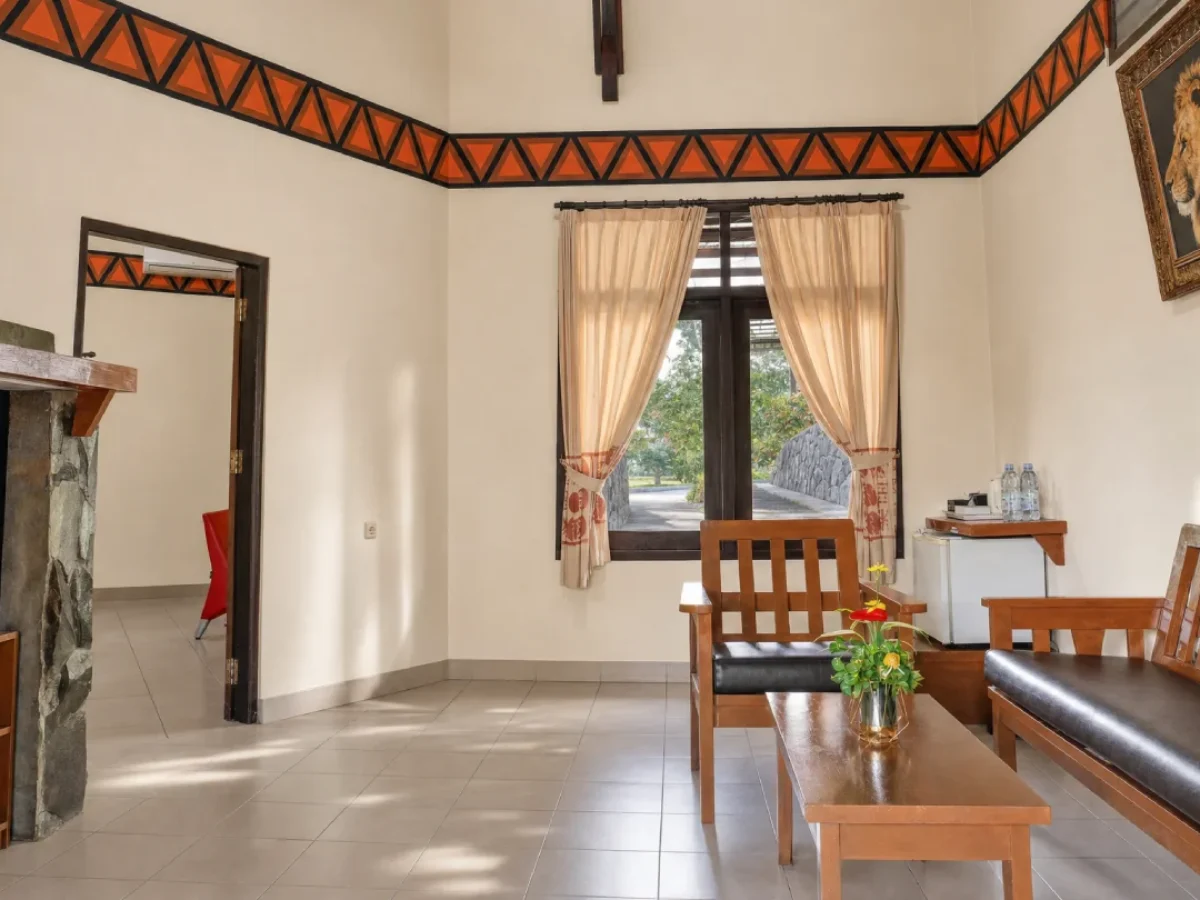 Royal Safari Garden - Lion Bungalow